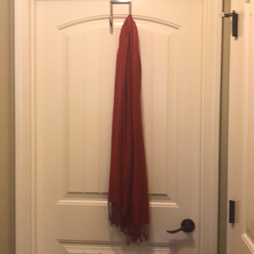 Beautiful red scarf with basketball emblem!